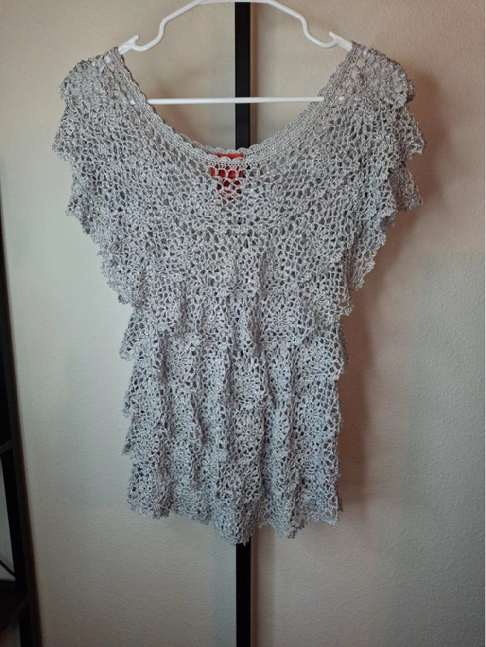 V Cristina Women's Silver Lace Crochet Top size L